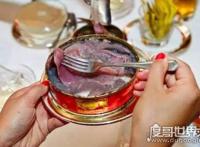 瑞典鲱鱼罐头为什么这么臭，鲱鱼在特殊细菌下自然发酵
