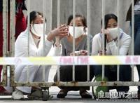 非典是哪一年发生的，2002年最开始在广东出现(03年全球爆发)