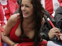 巴拉圭第一乳神，拉里萨·里克尔梅(和中国乳神樊玲有一比)