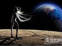 外星人只等霍金死然后殖民地球，因为霍金看到了他们的存在