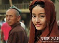 迪丽热巴的初吻给了谁，荧屏初吻高伟光车内激吻