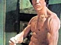 李小龙怎么死的，死因太过蹊跷（一团迷雾）