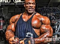 世界上肌肉最发达的男人，罗尼·库尔曼(连续8届健美冠军)