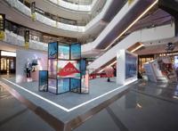 上海跳楼事件，20岁妙龄女子商场跳楼