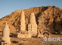 三危山在哪里，甘肃省敦煌市(莫高窟的修建与此山有关)