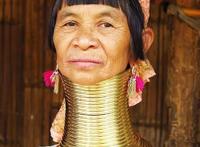 世界上脖子最长的女人，泰国长颈族最长脖子达70厘米