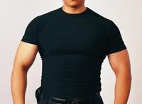 中国第一保镖李旭，从事保镖25年从未失手(可轻松打趴30个人)