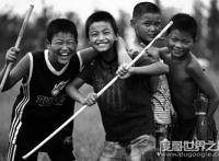 发小是什么意思，就是从小一起玩到大的朋友(父辈互相认识)