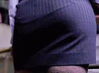 老板捏女秘书屁股