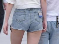 夏天街拍热裤美腿美女背影屁股