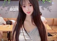 快手网红沫沫生活照图片，快手换衣服事件沫沫微博写真套图欣赏