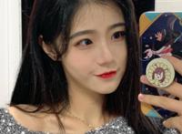 GNZ48卢静个人资料，因直播间喊救命啊事件再次走红，卢静生活照图片