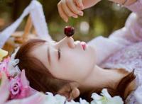 娱乐圈中拥有贴心男闺蜜的幸福女星，你知道几对？