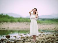 小姨子把我老公挑逗的四肢发软