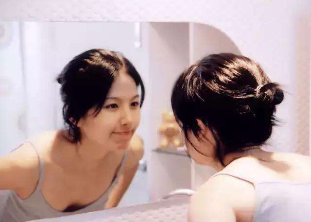 韩国女星都是财阀养的鸡 韩国艺人和财阀