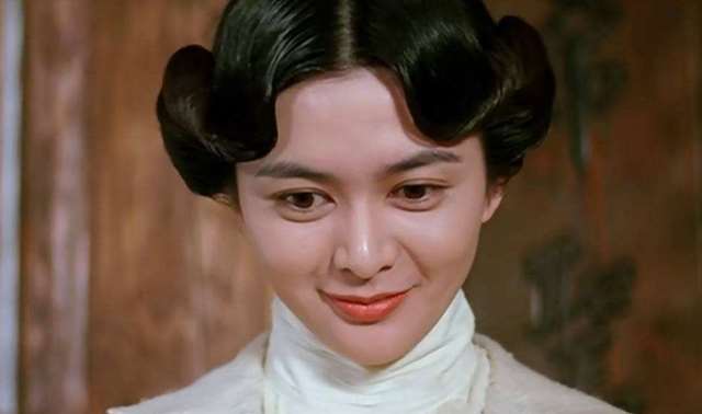 刘銮雄怎样玩关之琳 高尔夫球玩法是怎么插