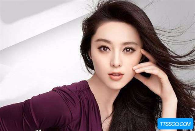 范冰冰2000年生下范丞丞 范丞丞出生时范冰冰多大