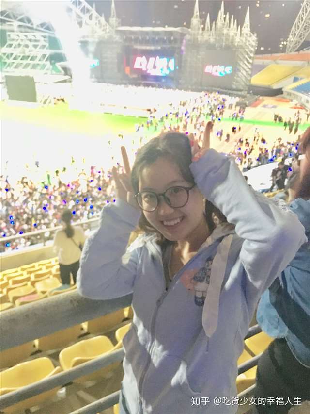 开阳中学双马尾 开阳二中那个女孩是谁