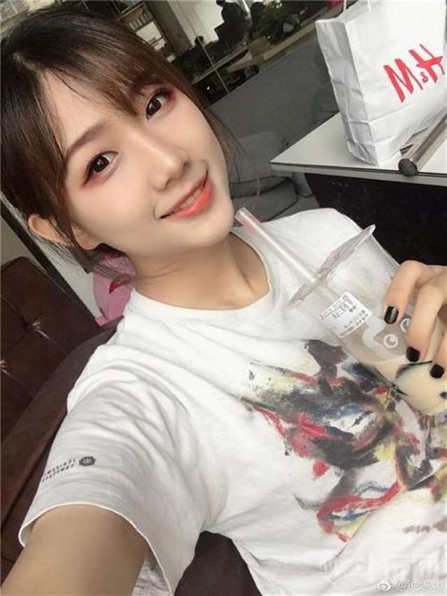 钟婷xo真名叫什么 抖音钟婷xo多大哪个学校的