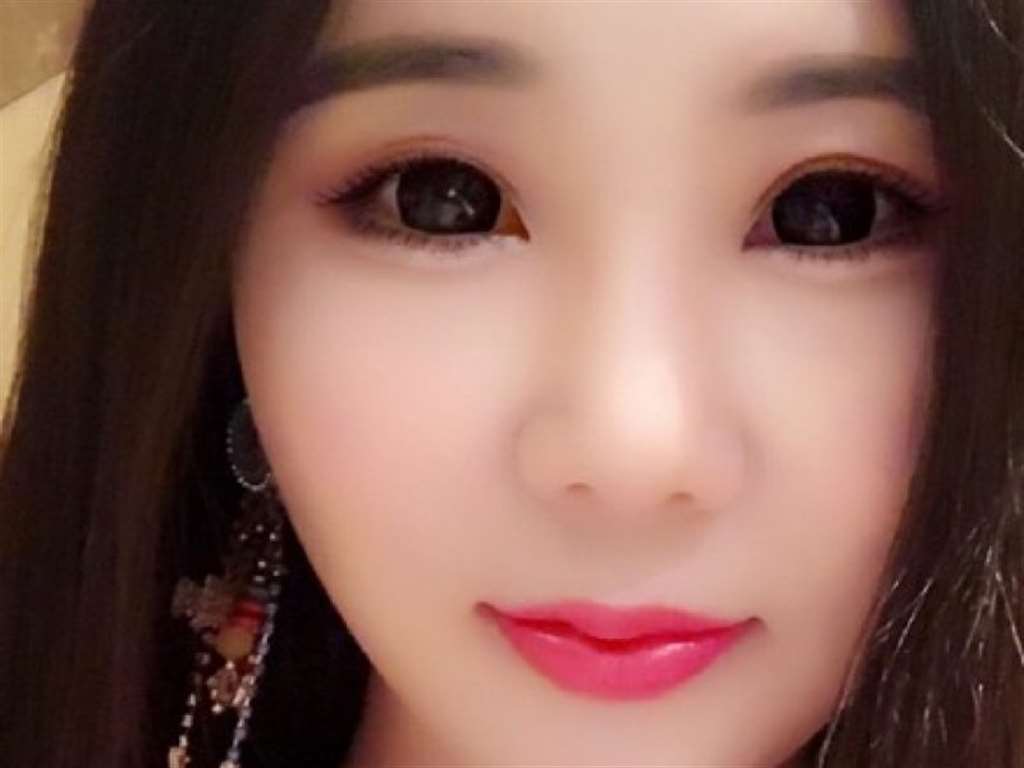 小仙女cc的直播:进来聊聊天吧