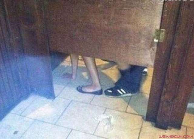 抖音马桶门视频曝光 抖音马桶门男女主身份被揭竟然是
