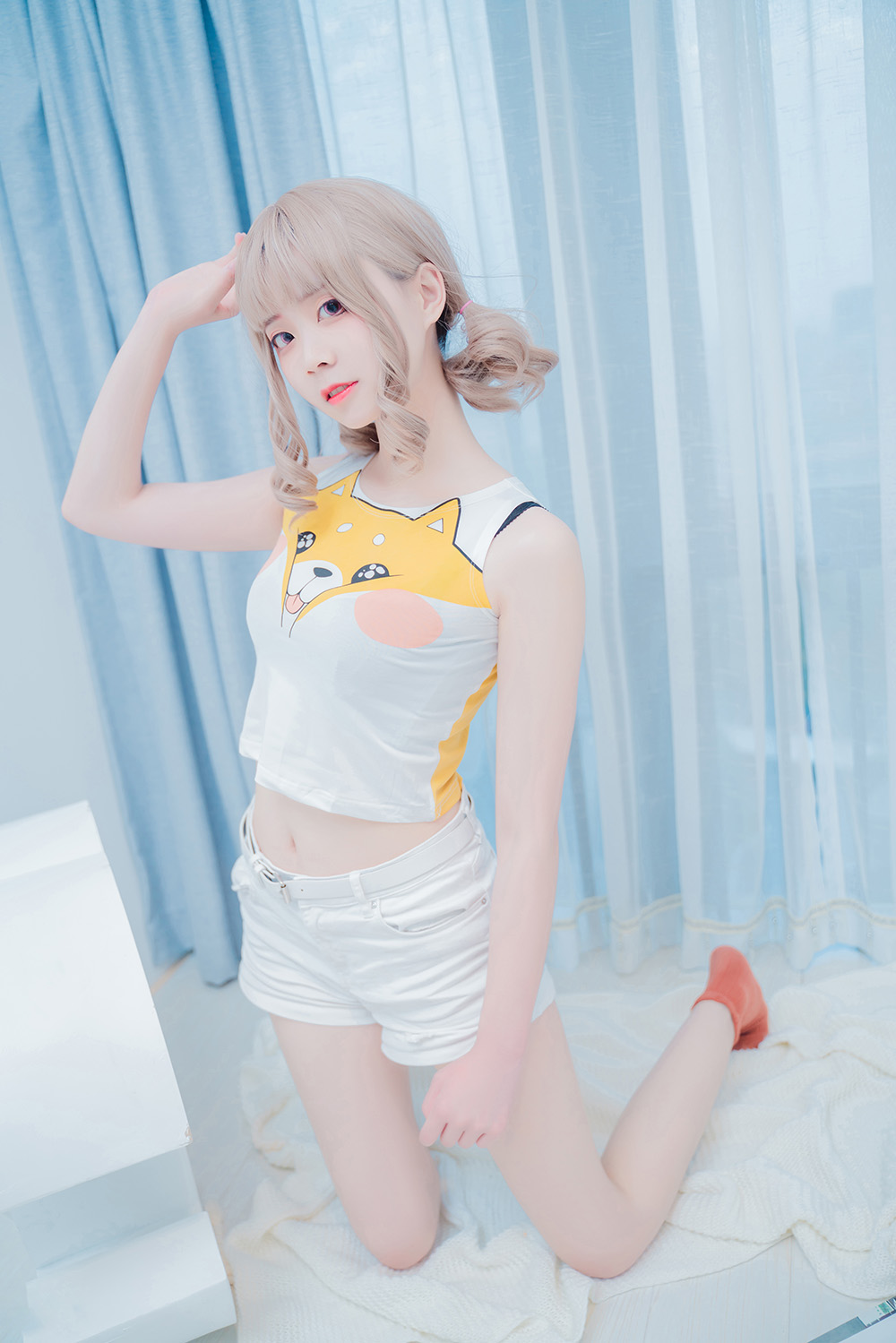 黑料不打烊zzzttt兔玩映画清纯少女写真 youizz直播间