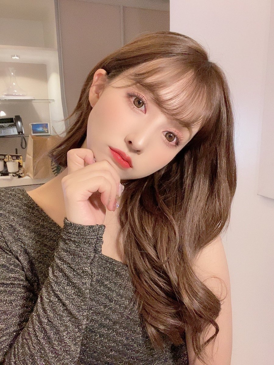 三上悠亚是谁?SKE48成员鬼头桃菜最新写真集