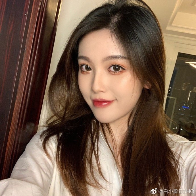 黑料不打烊最新地址@白小染ECHO 最新写真集