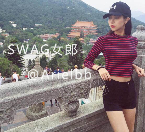 SWAG网红Arielbb瘦腰大长腿好身材 超跩的邻居妹