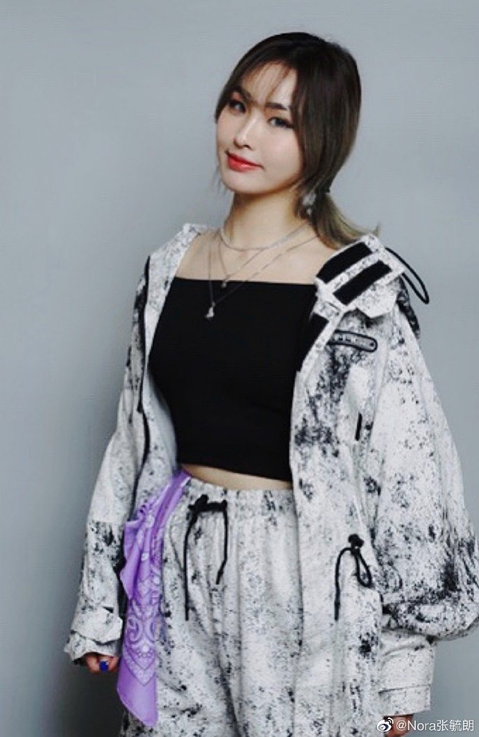 Nora张毓朗是谁？Nora张毓朗个人写真照片