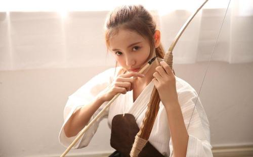 林小宅承认已与男友分手:我把最美好的7年给了他