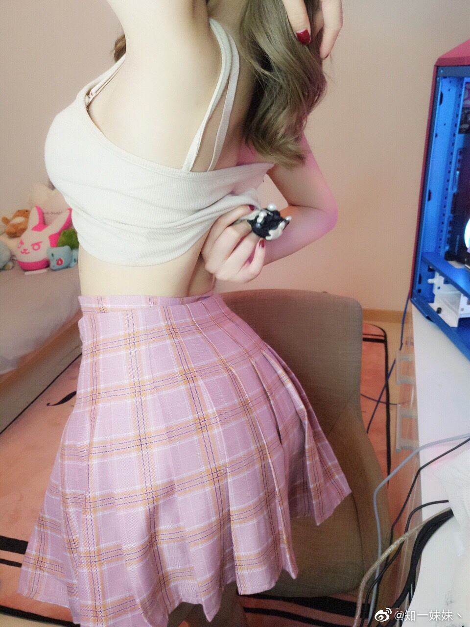 黑料不打烊最美福利姬知一妹妹写真集 汤不热知一mm是谁？