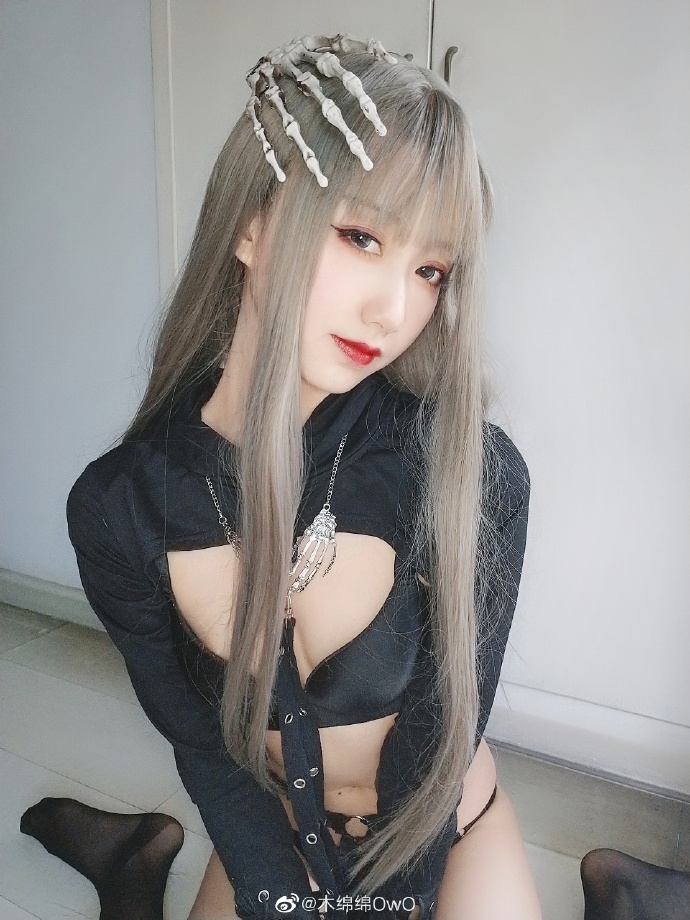 木绵绵OwO个人资料 木绵绵OwO最新写真集