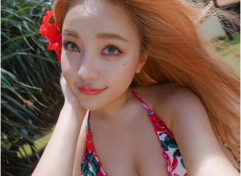 台湾版Angelababy黄琳最新写真集 黄琳最新写真集