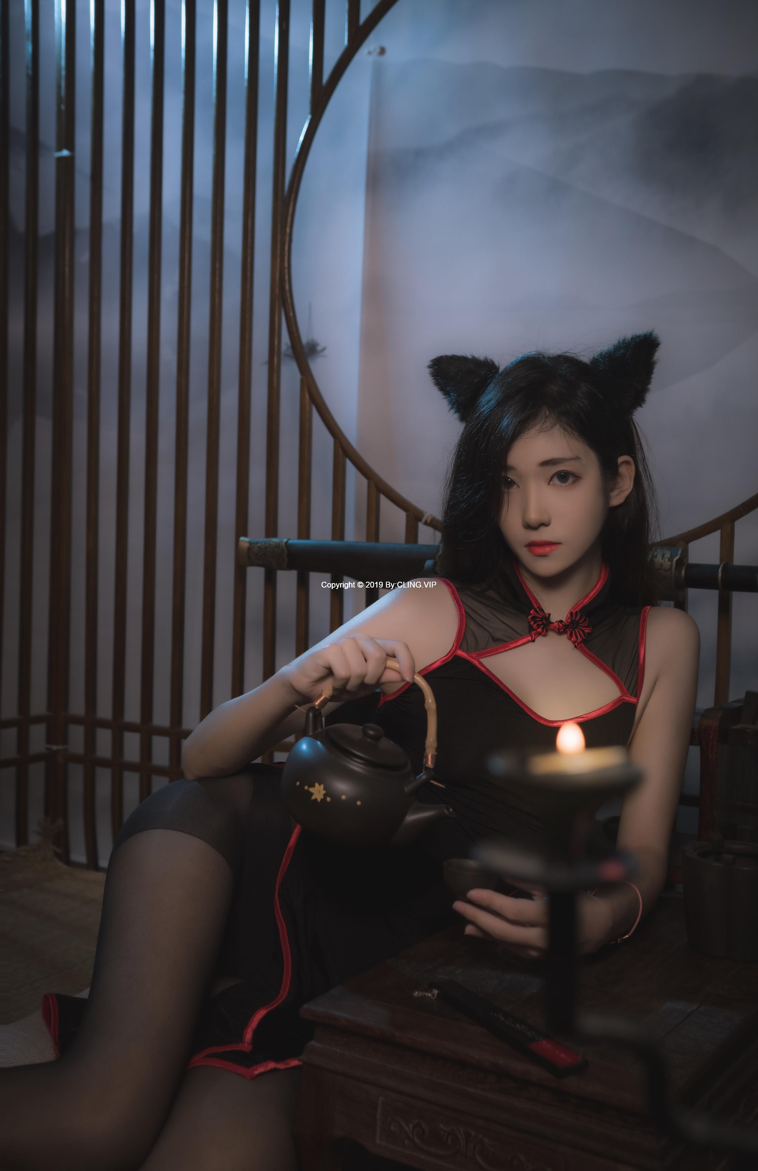 南桃Momoko黑旗袍写真 南桃Momoko个人资料最新自拍