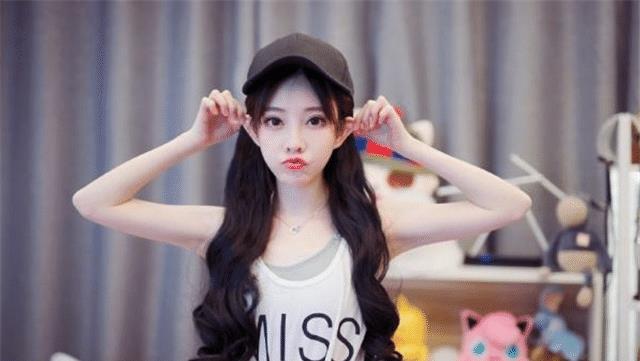 冯提莫激战乾爹视频13分钟在线观看是真的吗?