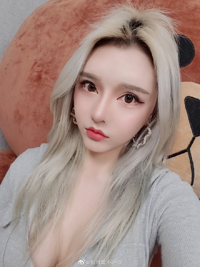 折耳鱼不呼吸9分钟泳池视频百度云