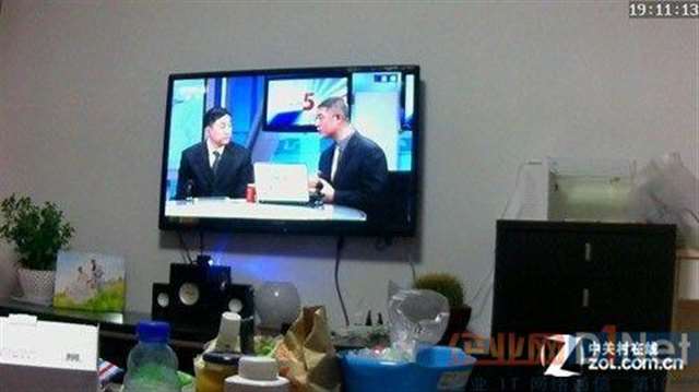  最近很火的家庭监控视频