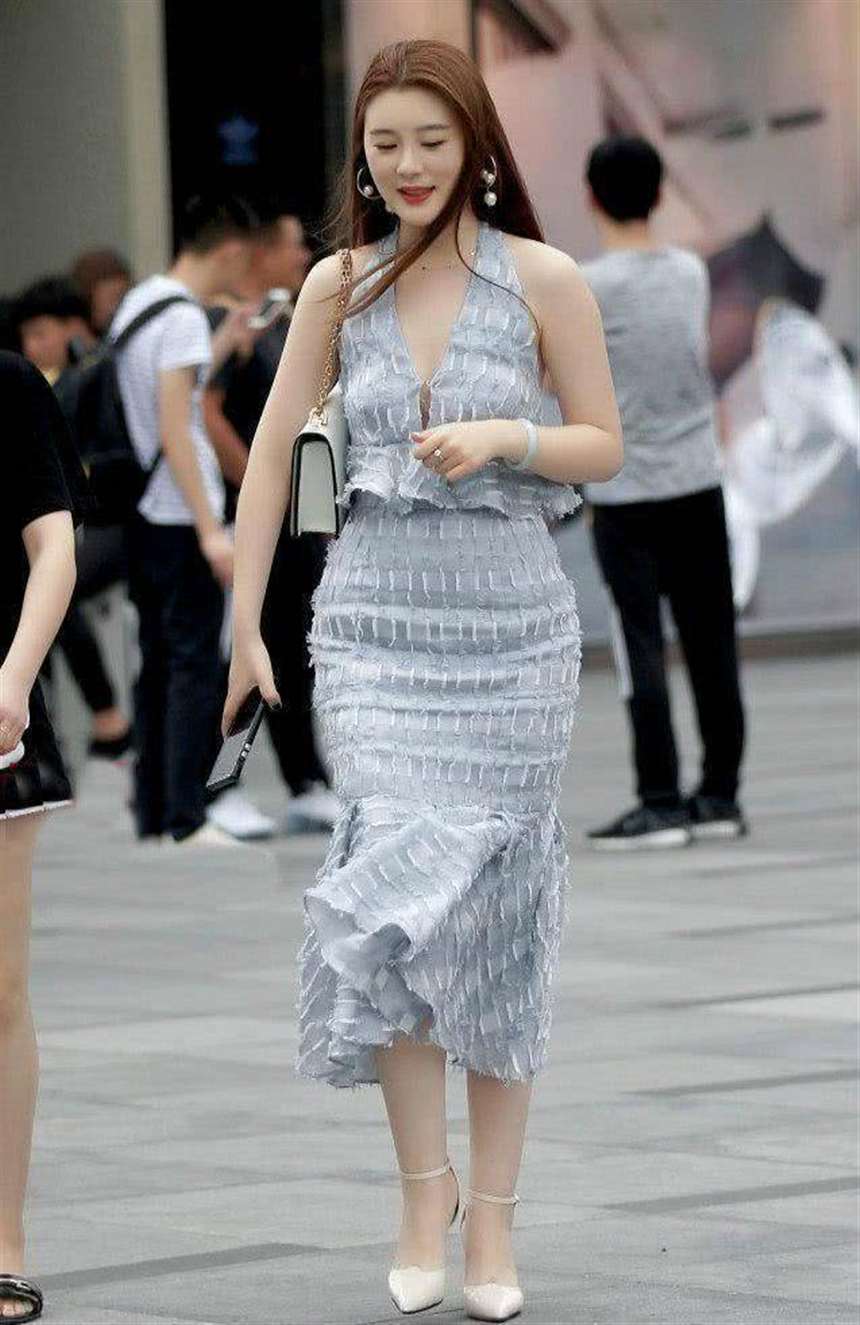  Avove网红自拍高清在线播放 亚洲超碰aⅴ蜜芽尤物