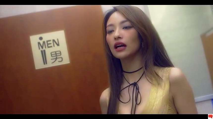 牛人潜入国产厕所美女如云