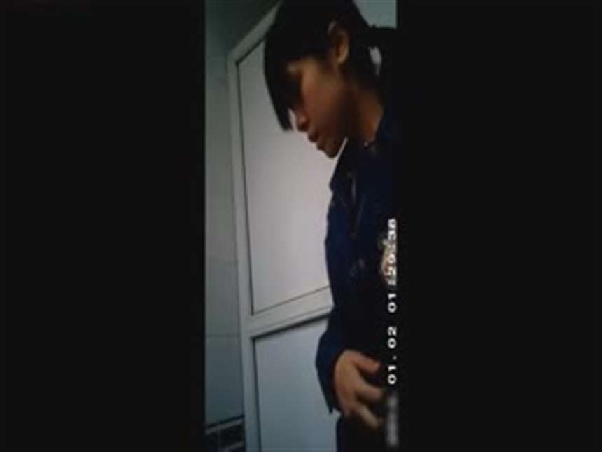 牛人潜入国产厕所美女如云