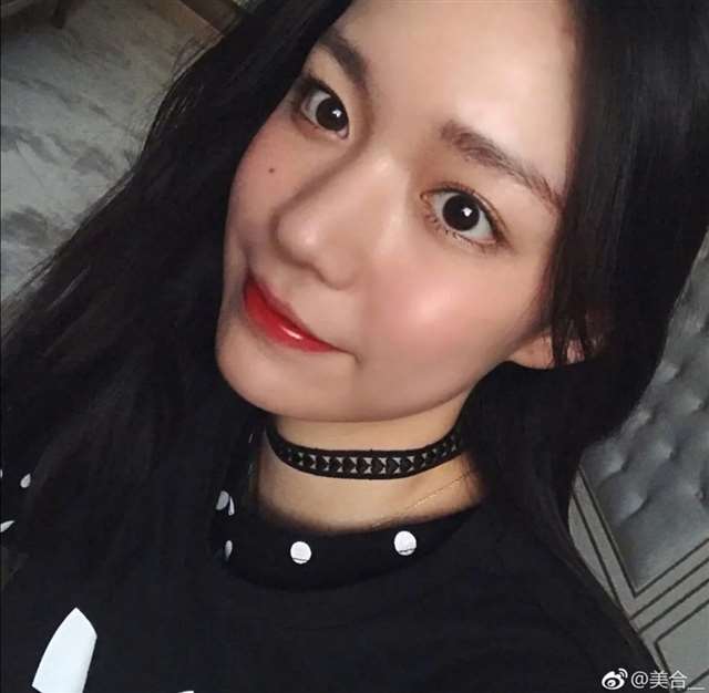 俄罗斯PurpleBitch在线播放 速来围观,