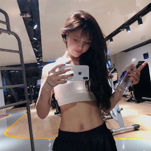 极品粉嫩萝无圣光图液液酱