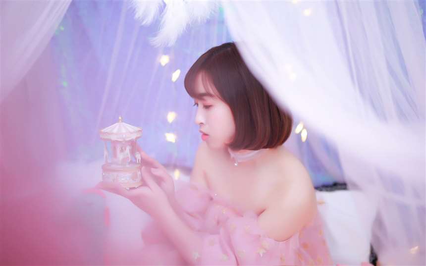 PR社粉嫩无圣光图 诱人写真图片