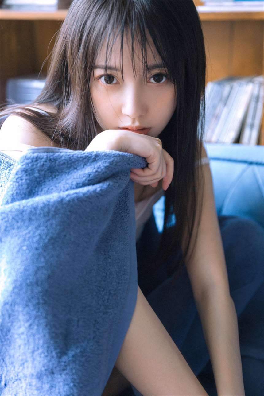 无圣光凹凸吧人体美女 白嫩美女无圣光人体图