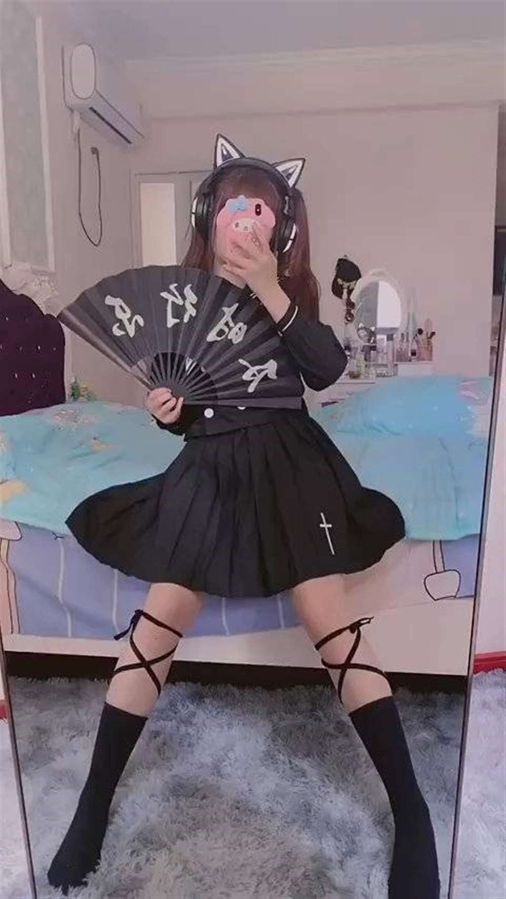 裸露模特写真图片 私人玩物蓝白条