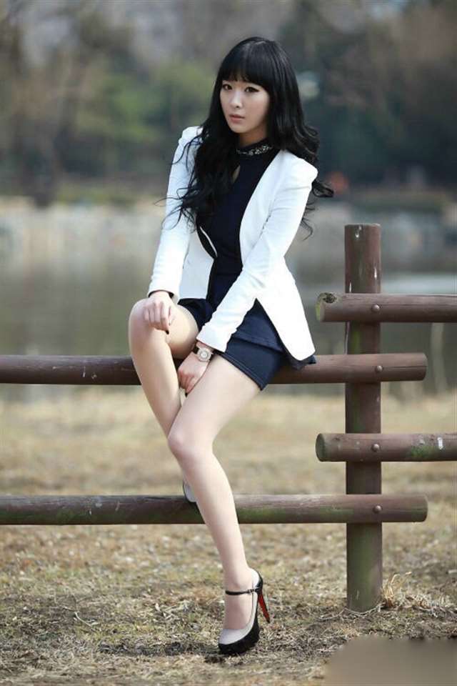 尤果网无圣光宅福利vip 白领美女户外丝袜写真7