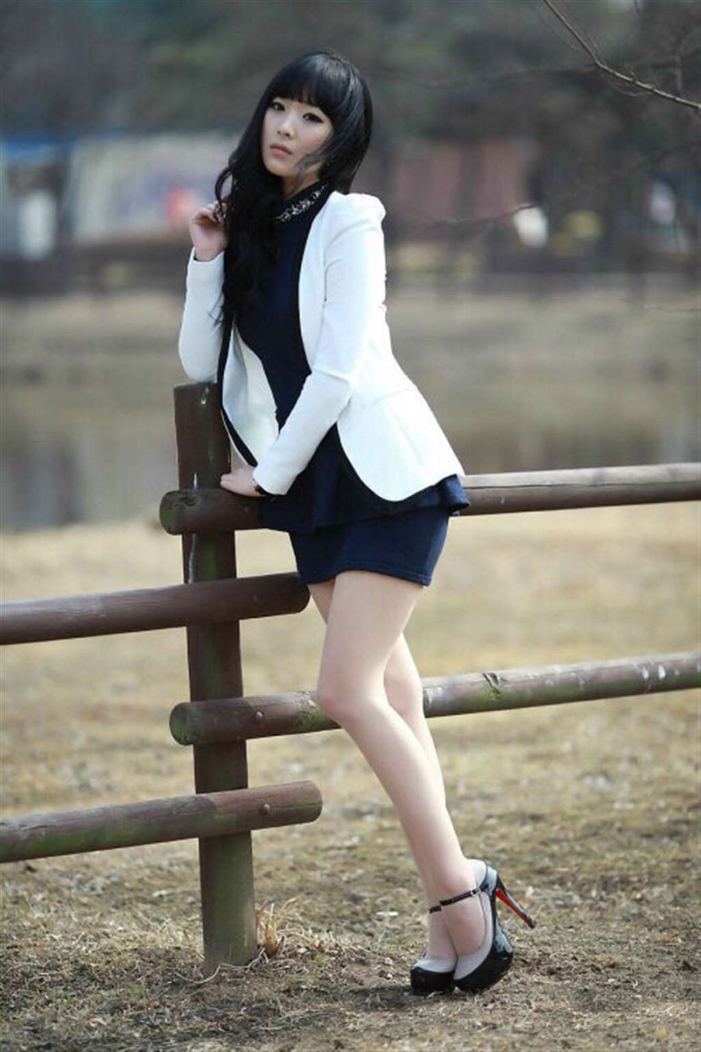 极品人妻无圣光24FA ,蕾丝包臀裙相当有女人