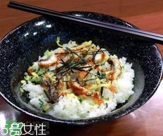 鱼松饭是什么？鱼松饭怎么做？