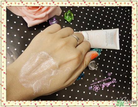 雅漾清洁面膜怎么用？雅漾毛孔清洁面膜使用方法